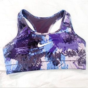 Nike pro sports bra